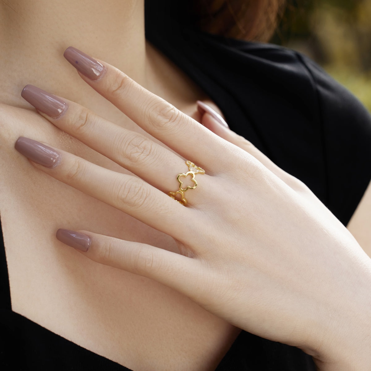 [Luxe Jewelry]Hollow Design Four-Leaf Clover Flower Shape Ring