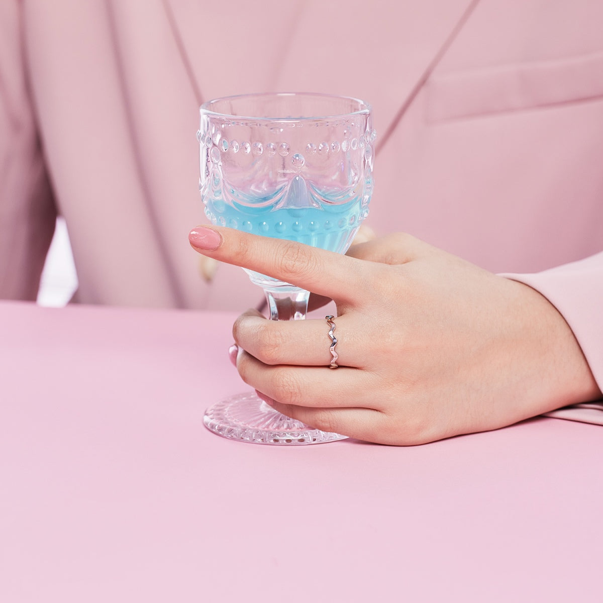 [Luxe Jewelry]Ornate Vibrant Round Cut Daily Ring