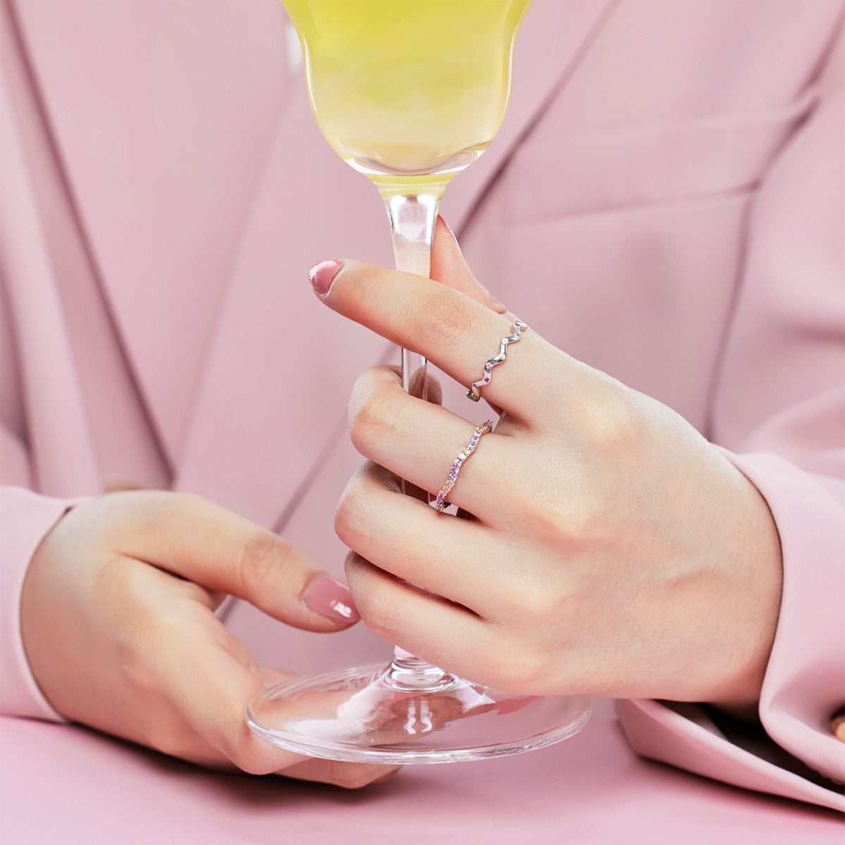 [Luxe Jewelry]Ornate Vibrant Round Cut Daily Ring