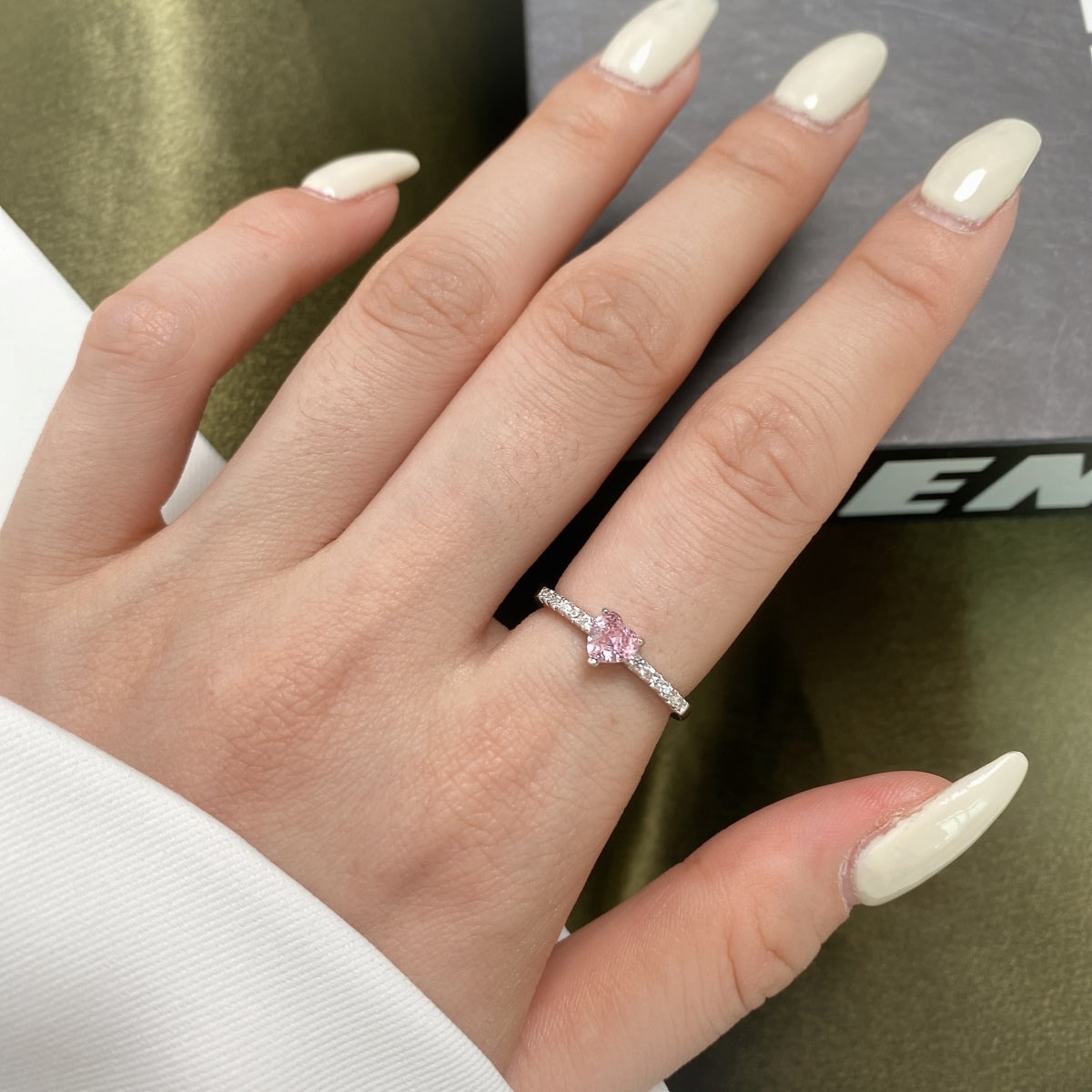 [Luxe Jewelry]0.5 Carat CaratEternity Charming Heart Shape Lover Ring