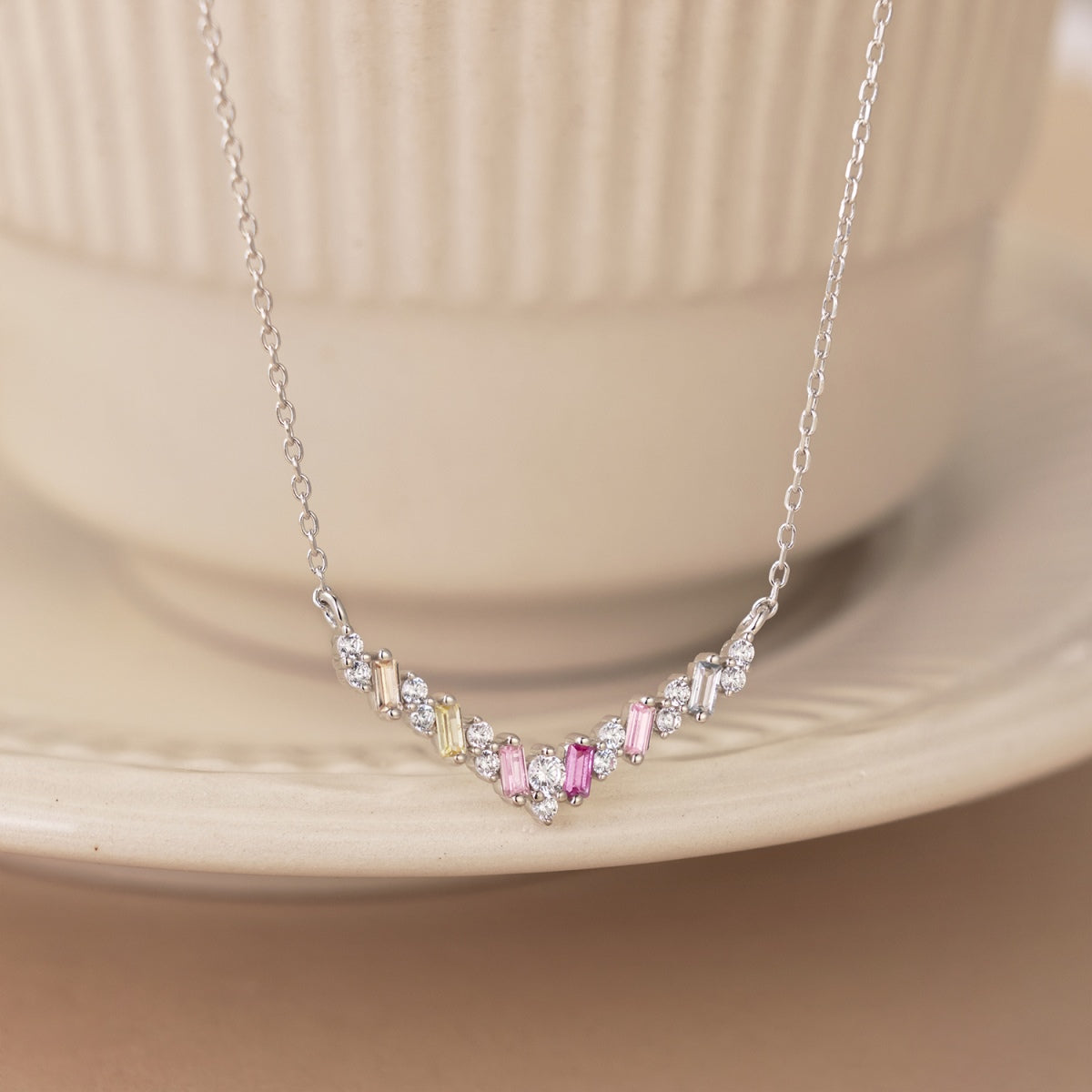 [Luxe Jewelry]Dazzling Rainbow Necklace