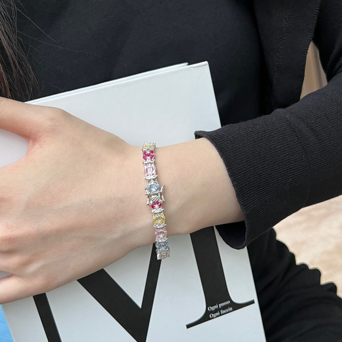 [Luxe Jewelry]Delicate Colorful Multi Cut Party Bracelet
