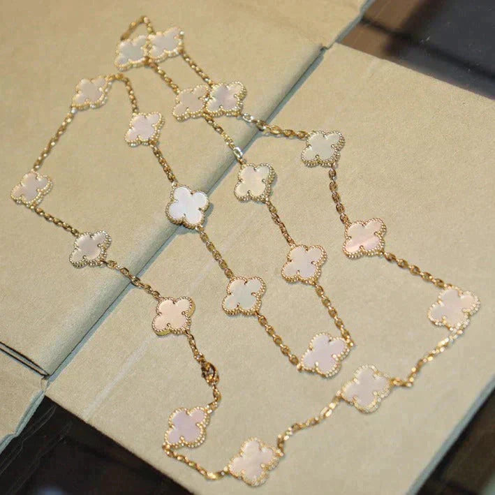 [Luxe Jewelry]CLOVER 20 MOTIFS WHITE MOP NECKLACE