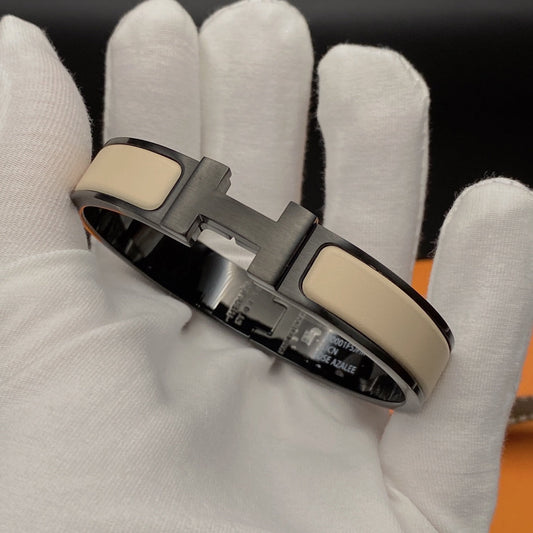 [Luxe Jewelry]H BRACELET 12MM BLACK BEIGE CERAMIC