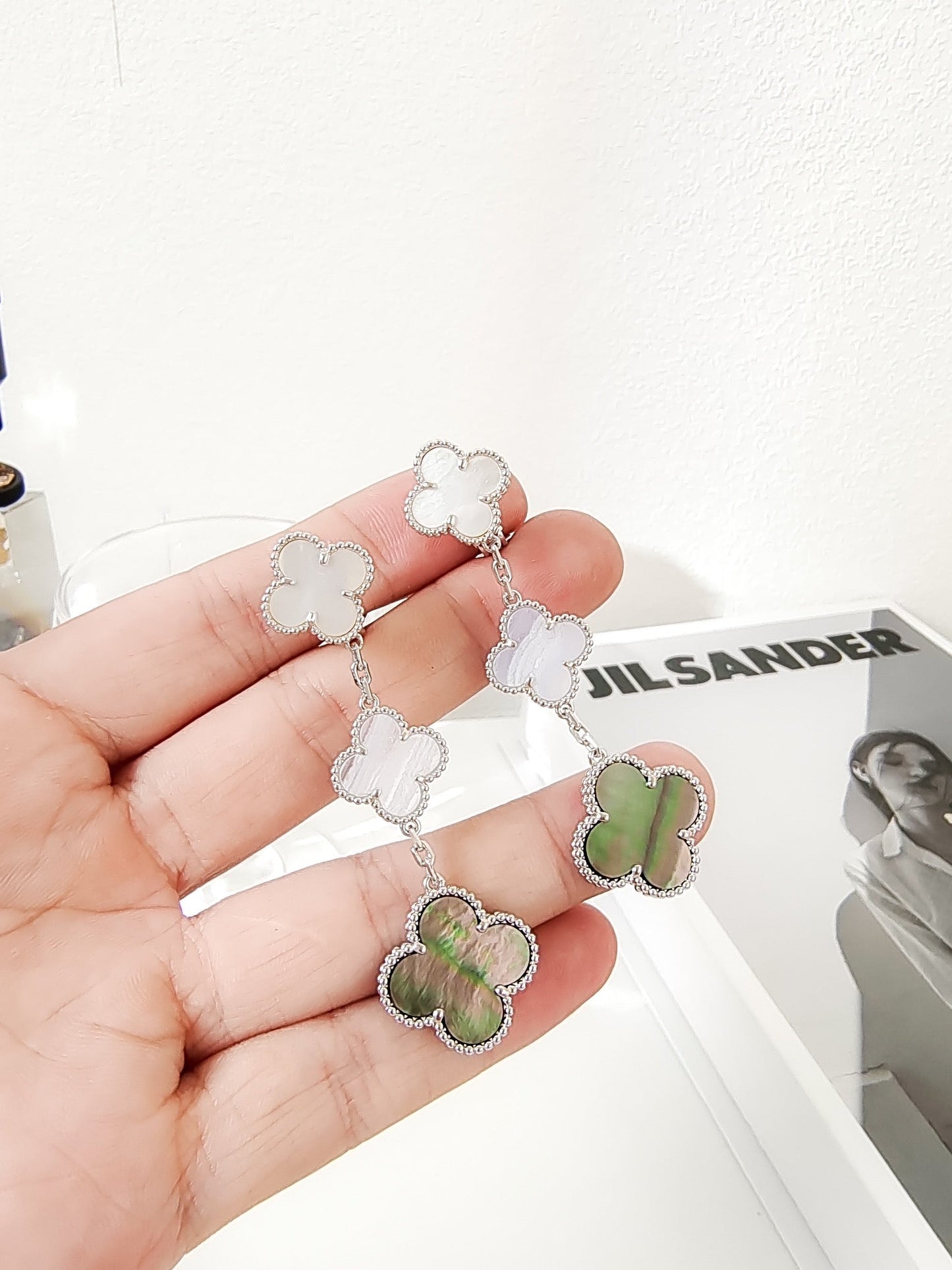 [Luxe Jewelry]CLOVER 3 MOTIFS CHALCEDONY DARK MOP SILVER EARRINGS