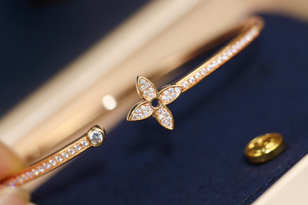 [Luxe Jewelry]IDYLLE PINK GOLD OPEN BRACELET DIAMOND PAVED