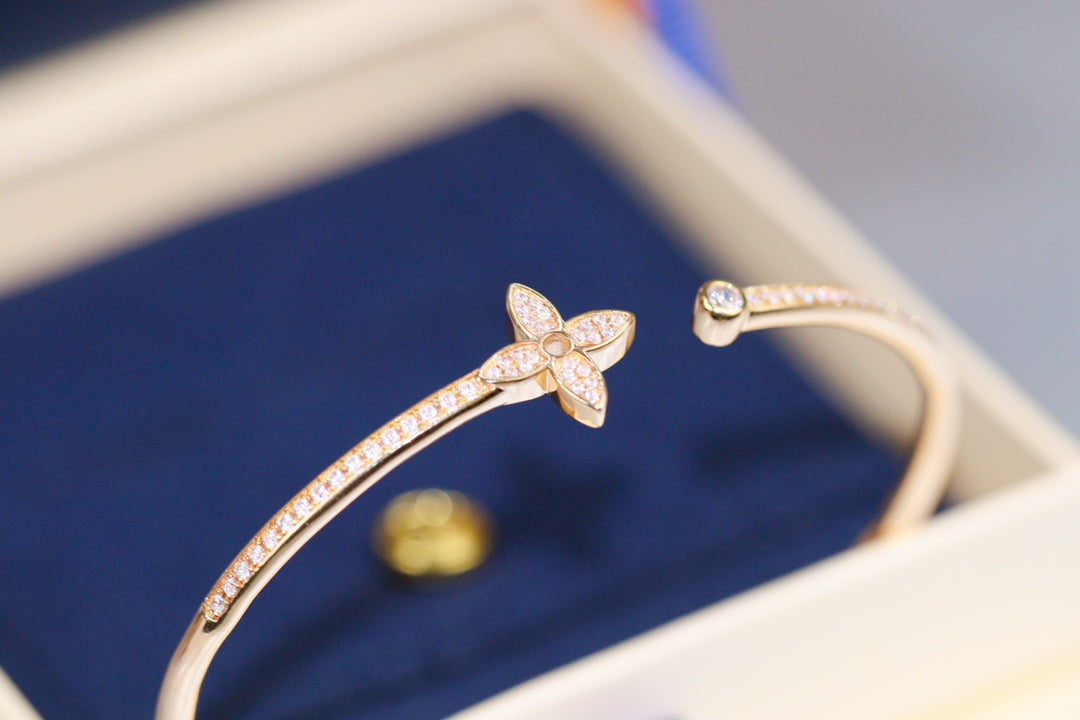 [Luxe Jewelry]IDYLLE PINK GOLD OPEN BRACELET DIAMOND PAVED