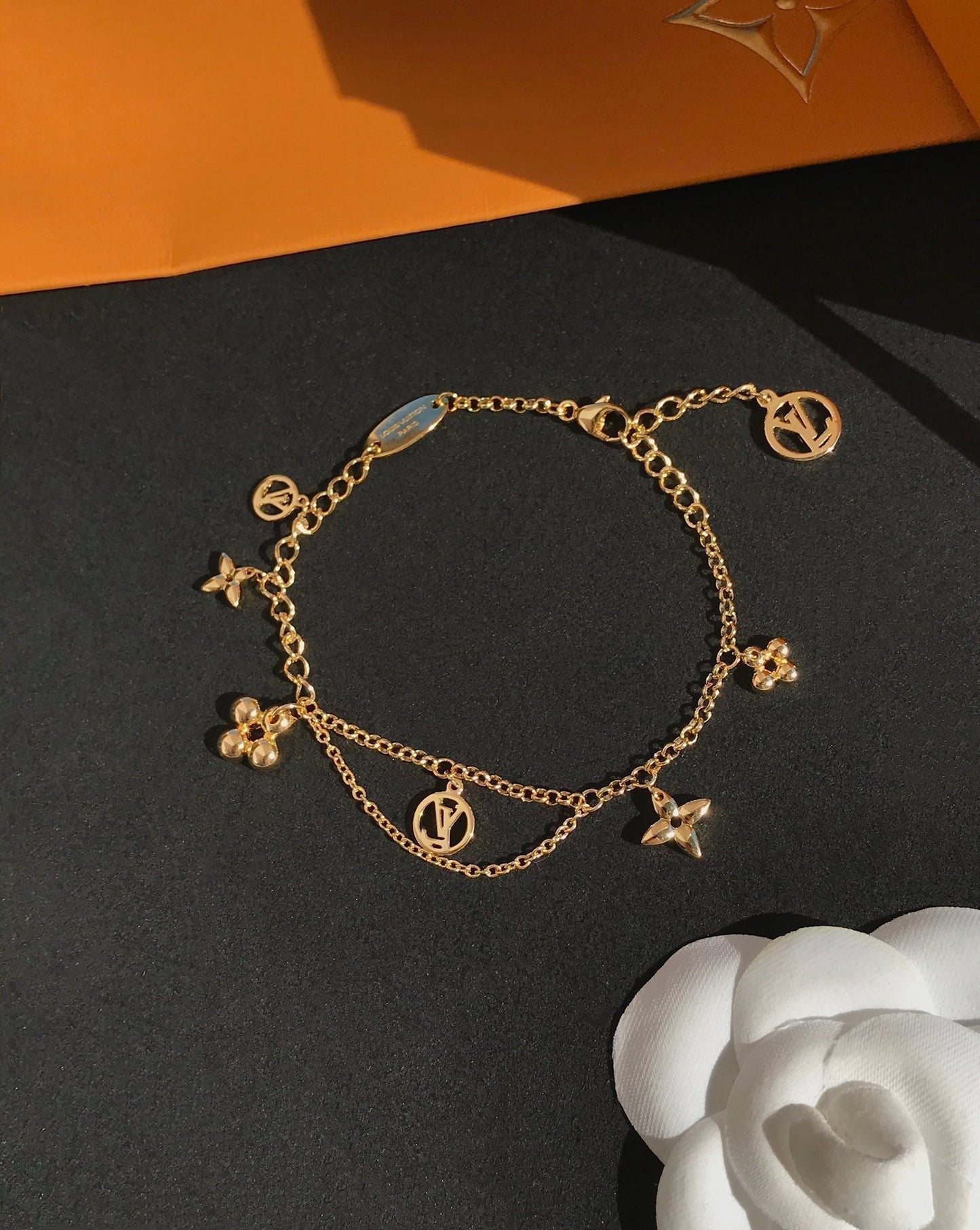 [Luxe Jewelry]BLOOMING PINK GOLD MOP BRACELET