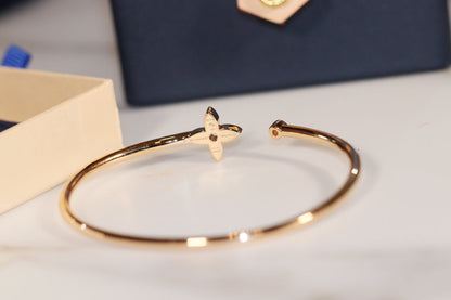 [Luxe Jewelry]IDYLLE GOLD OPEN BRACELET DIAMOND PAVED