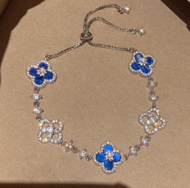 [Luxe Jewelry]CLOVER 5 MOTIF PINK BLUE RED WHITE BRACELET