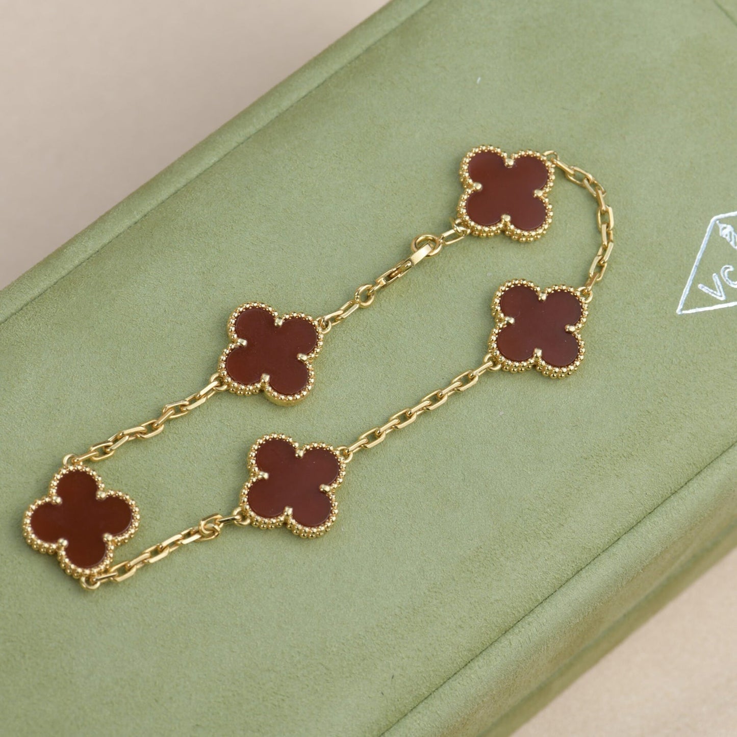 [Luxe Jewelry]CLOVER 5 MOTIFS RED AGATE  BRACELET
