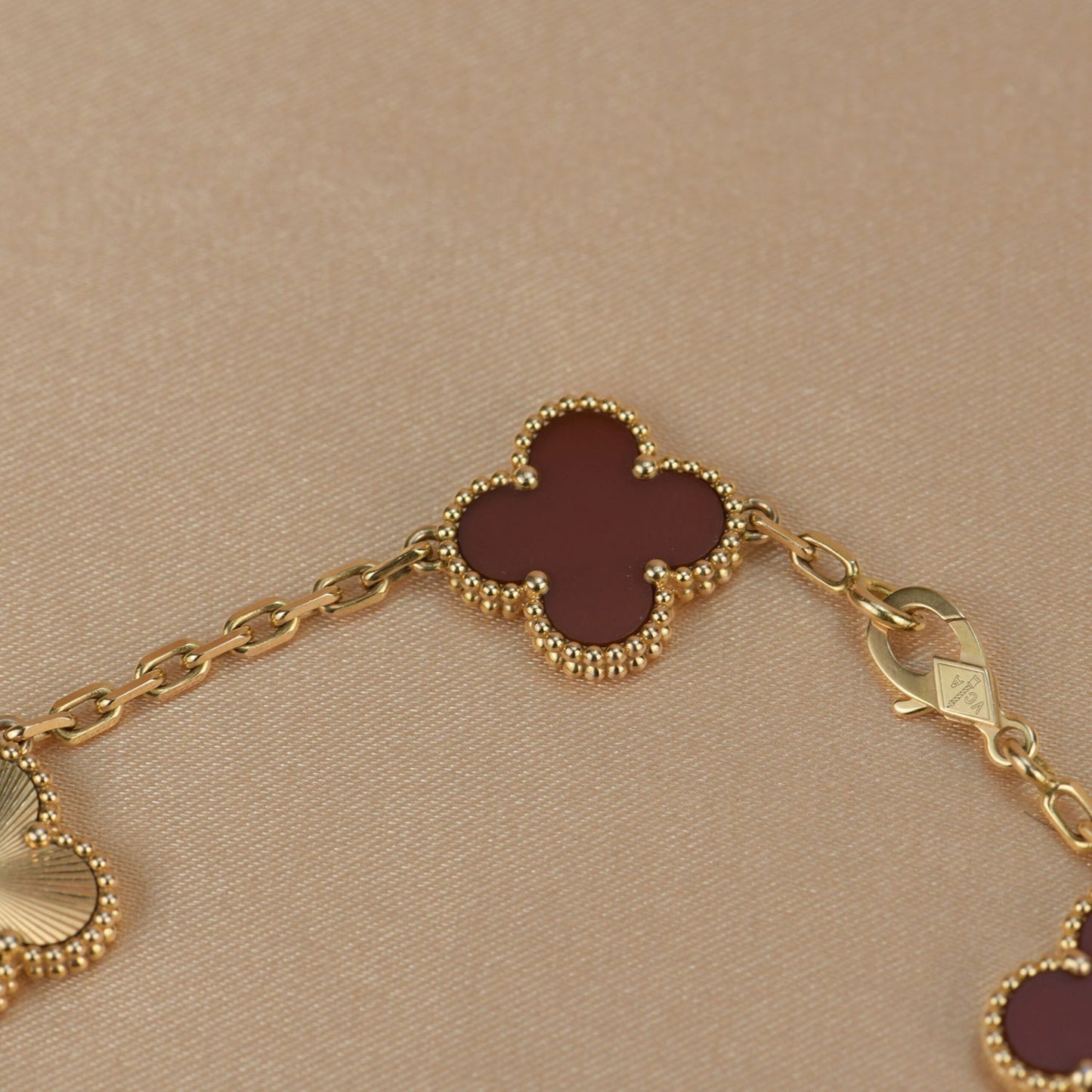[Luxe Jewelry]CLOVER  5 MOTIFS CARNELIAN GOLD BRACELET