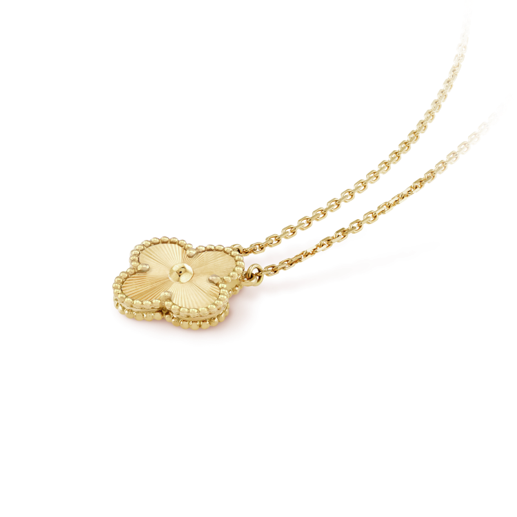 [Luxe Jewelry]CLOVER 15MM LASER NECKLACE