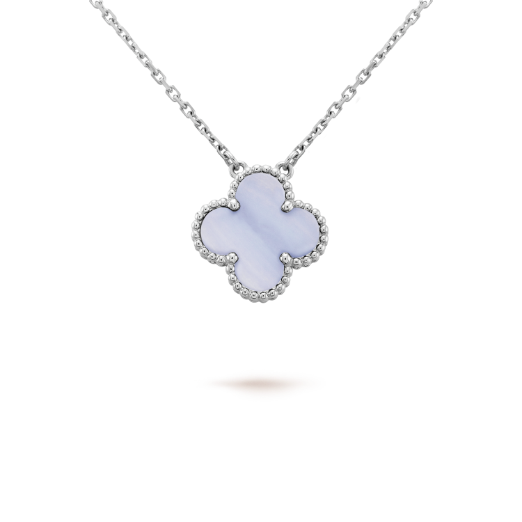 [Luxe Jewelry]CLOVER 15MM BLUE CHALCEDONY NECKLACE SILVER