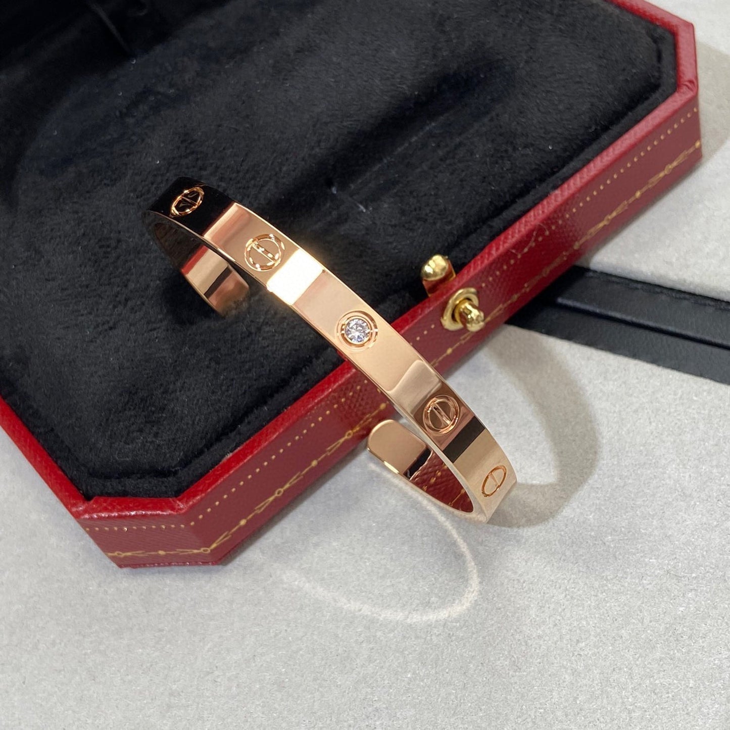 [Luxe Jewelry]LOVE BRACELET 6.1MM 1 DIAMOND OPEN CUFF