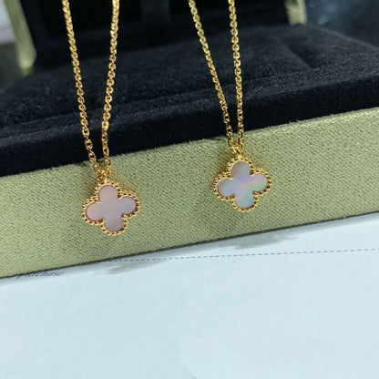 [Luxe Jewelry]CLOVER 15MM PINK MOTHER-OF-PEARL SINGLE FLOWER NECKLACE