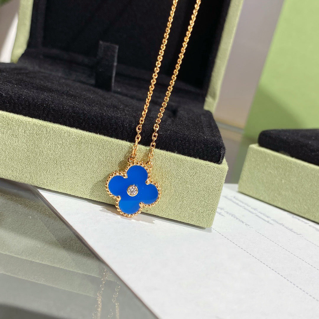 [Luxe Jewelry]CLOVER 15MM DIAMOND AND BLUE AGATE NECKLACE