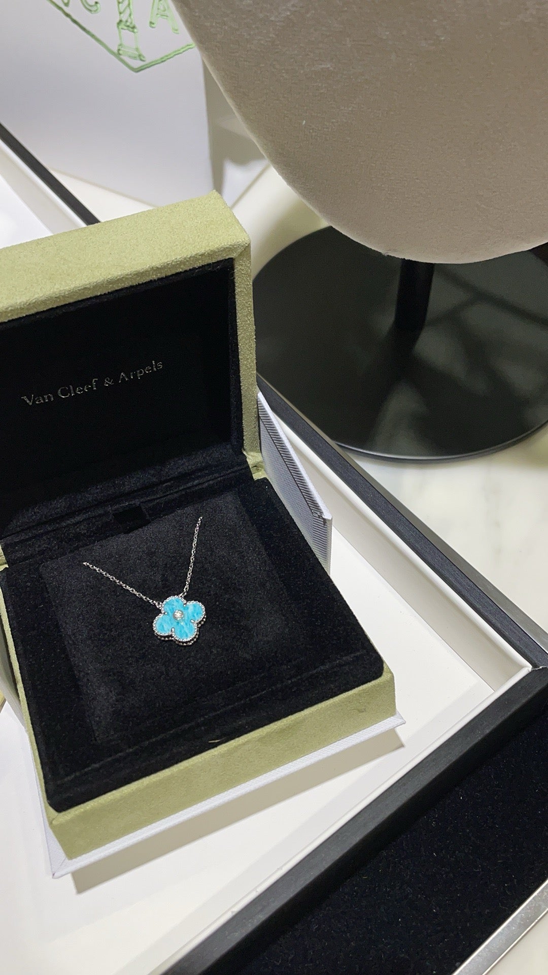 [Luxe Jewelry]CLOVER 15MM DIAMOND SVRES PORCELAIN  NECKLACE SILVER