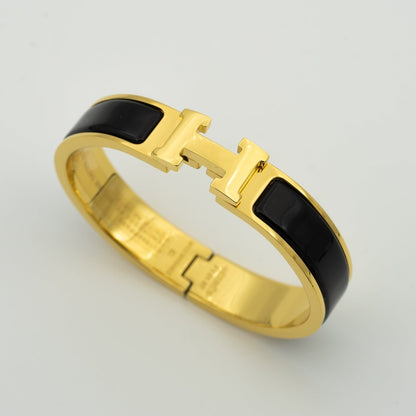 [Luxe Jewelry]H BLACK BRACELET