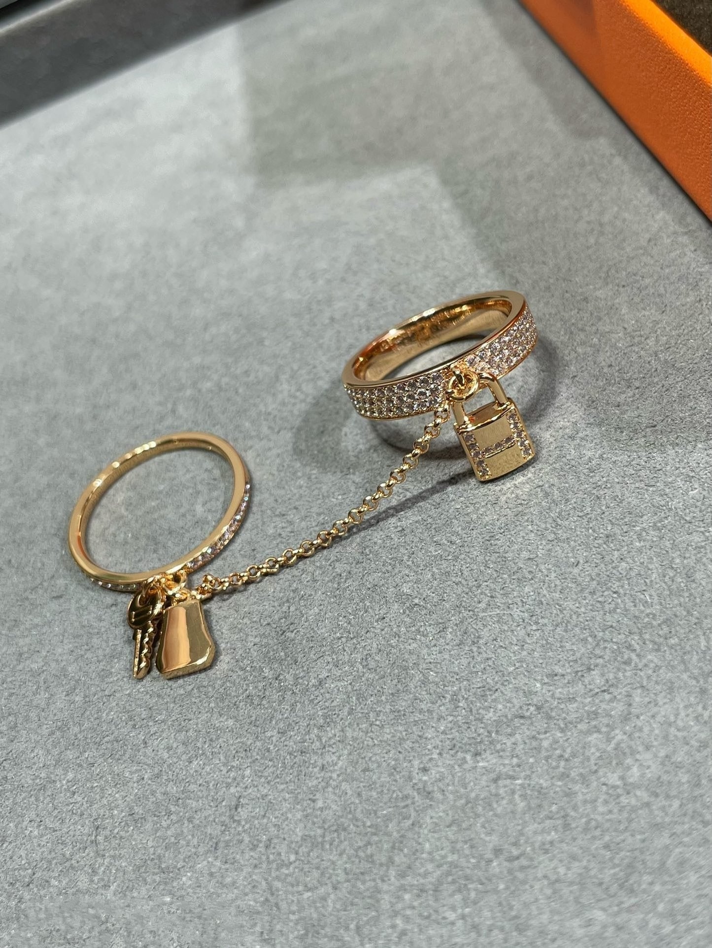 [Luxe Jewelry]HM KELLY CLOCHETTE DOUBLE RING IN  WITH DIAMONDS