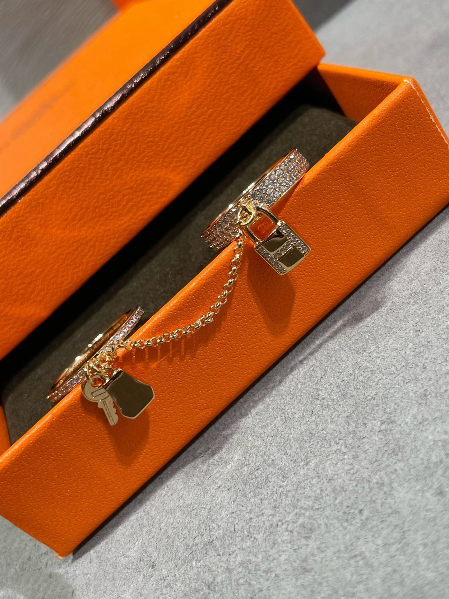 [Luxe Jewelry]HM KELLY CLOCHETTE DOUBLE RING IN  WITH DIAMONDS