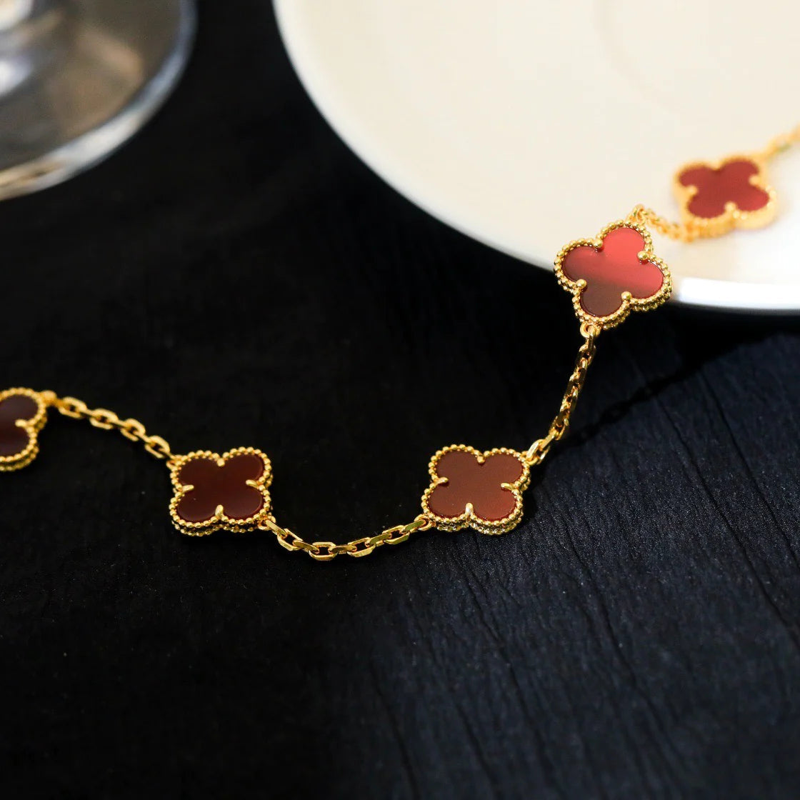 [Luxe Jewelry]CLOVER 5 MOTIFS RED AGATE  BRACELET
