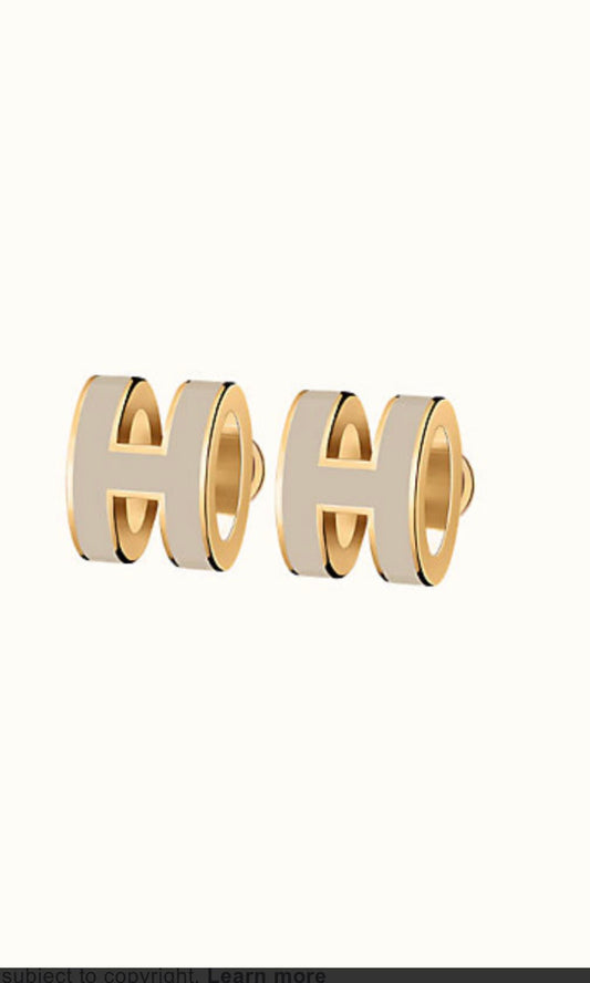 [Luxe Jewelry]MINI POP H GOLD EARRINGS GREY