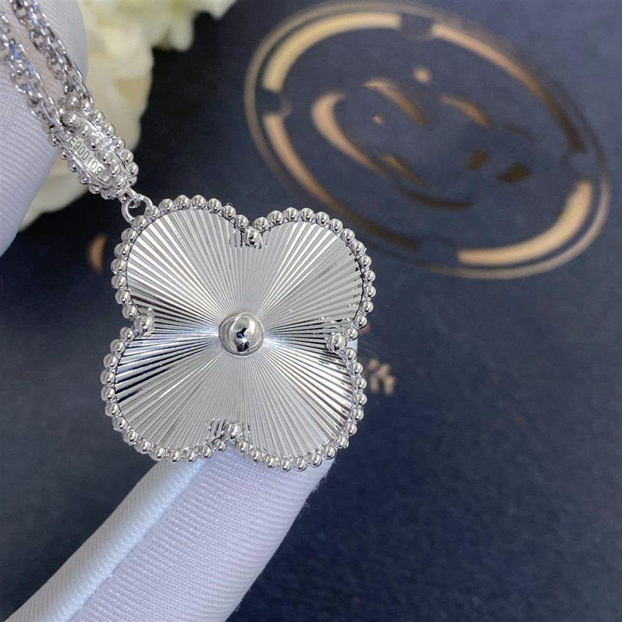 [Luxe Jewelry]CLOVER 25MM SILVER BIG CLOVER NECKLACE